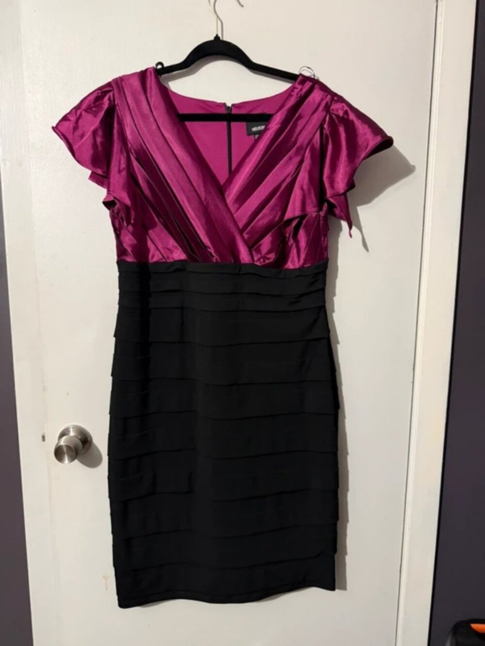 16 Melrose fitted dress